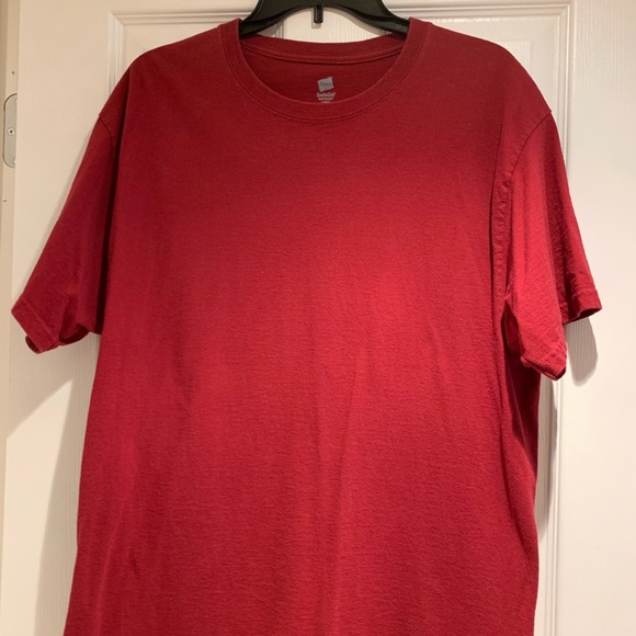 NWOT Hanes ComfortSoft T-Shirt - Picture 1 of 3